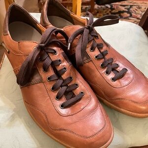 Men’s Brown Mephisto Tennis Shoes